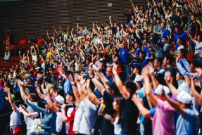 kaiyun sports-姆巴佩重返赛场，晋级下一阶段首场状态出色，曼联观众沸腾！观众掌声雷动的简单介绍