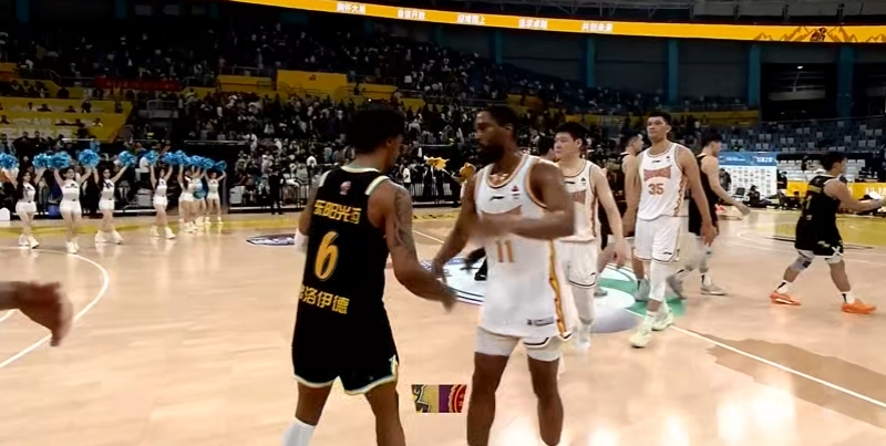 包含Ning意外战胜西班牙队，出色发挥引爆全场！再创辉煌时刻的词条