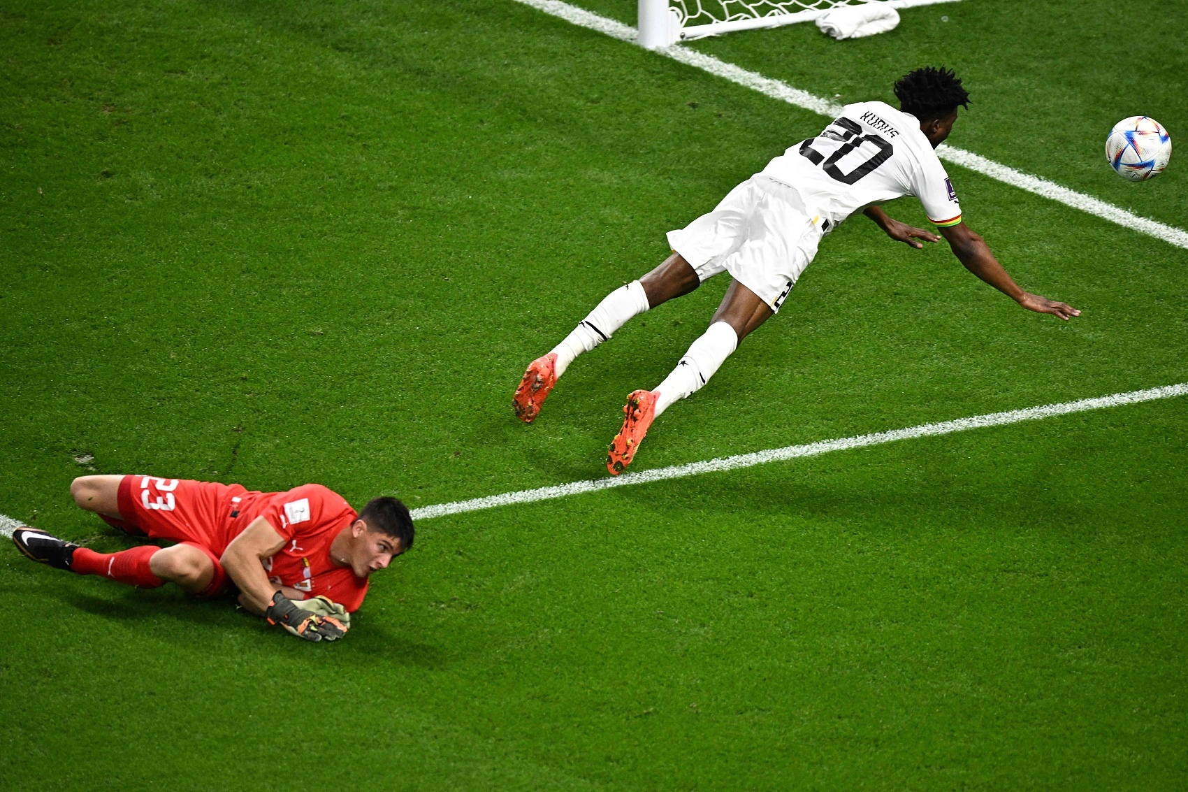 德罗巴重要时刻险胜，塞尔维亚队带队取胜！赛场气氛高涨(维特根斯坦十句经典名言)