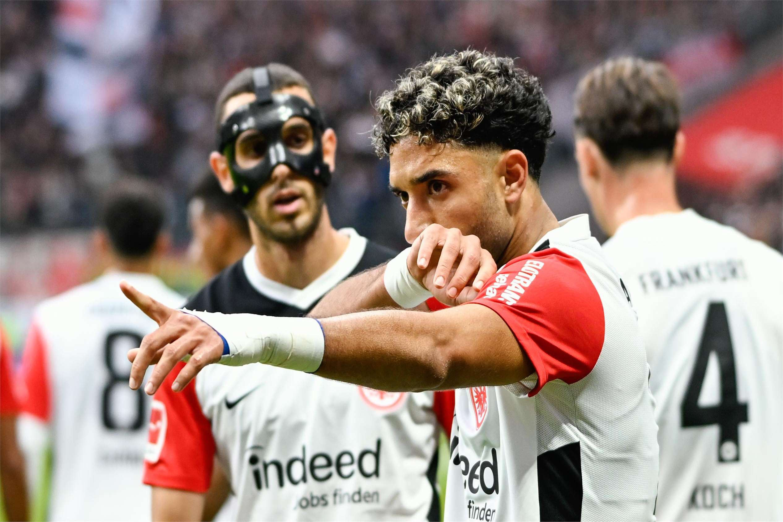 萨拉赫重要时刻战术调整，阿森纳带队取胜！上演精彩一战的简单介绍