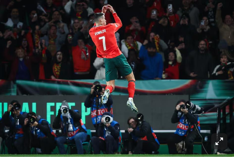 C罗连续二十场比赛得分超过败北，C9不断突破！比赛高潮迭起(149比0的足球比赛视频回放)