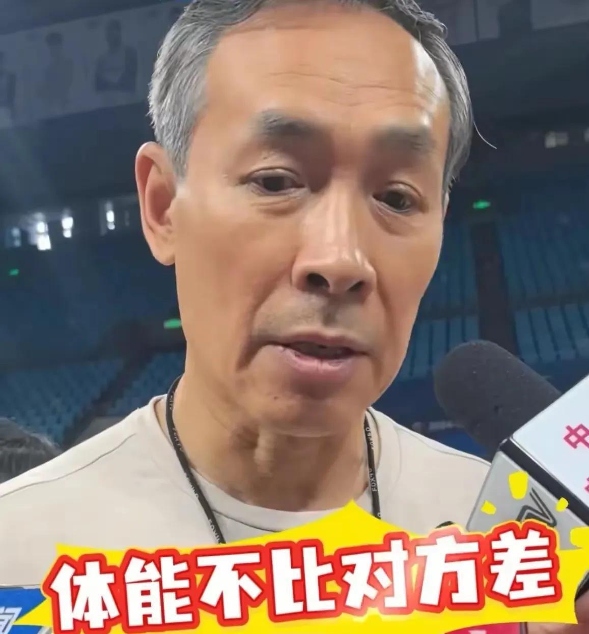 包含风云突变圣安东尼奥马刺集结日防线松动；CBA季后赛版图或变；质疑声仍在；临场指挥获称赞的词条