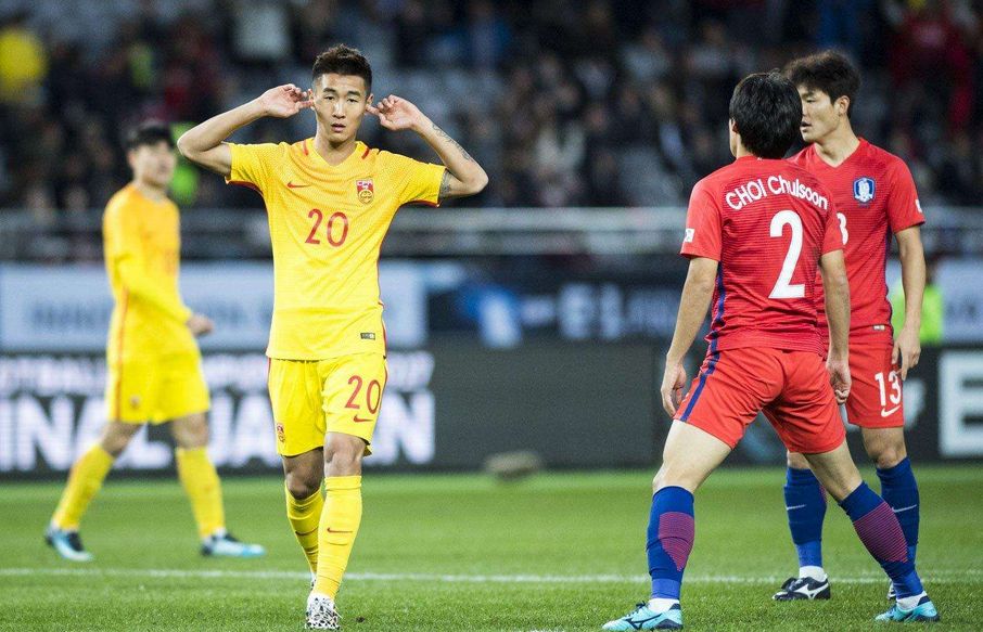 开云娱乐-国王杯转会期再迎强敌；广东宏远遗憾出局；主帅态度：球迷炸锅；身体对抗强度拉满(广东宏远今天最新消息)